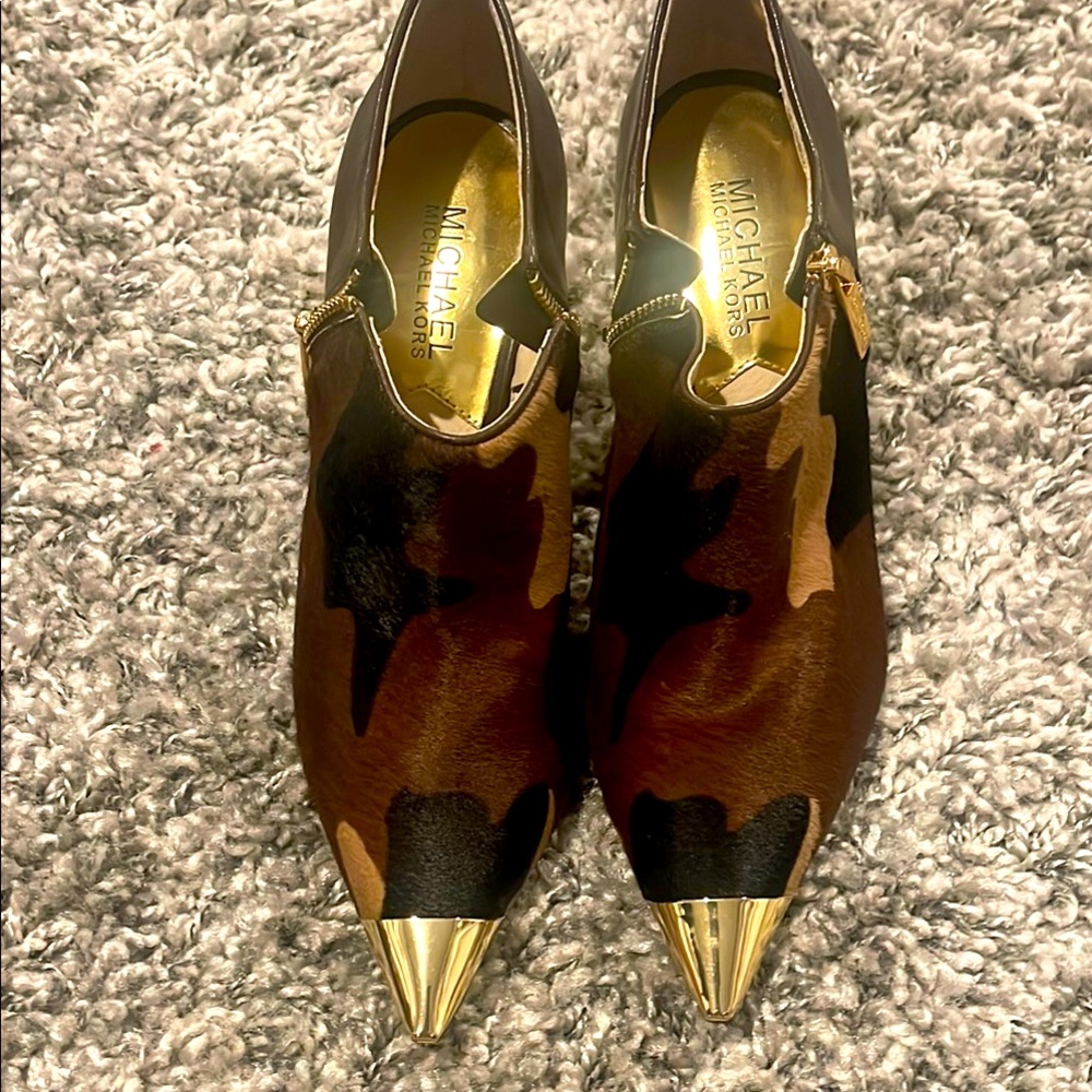MICHAEL Michael Kors NWOB Zady Calf Hair Bootie Sz 7.5